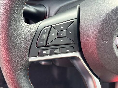 New 2025 Nissan Versa SR w/ Trunk Package image 24