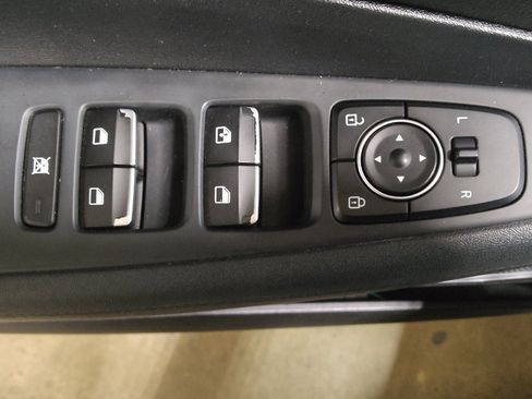 Used 2020 Hyundai Santa Fe SE FWD image 27