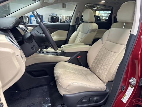 Used 2024 Nissan Murano Platinum w/ Cargo Package image 10
