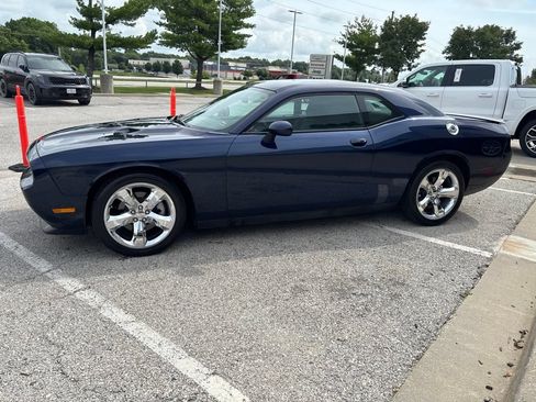Used 2013 Dodge Challenger SXT w/ Super Sport Group RWD image 16
