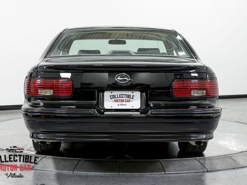 Used 1996 Chevrolet Impala SS RWD image 18
