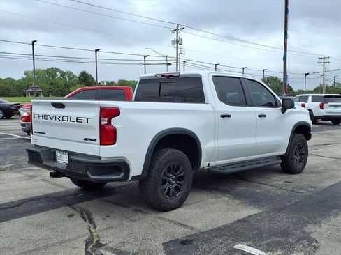 Used 2024 Chevrolet Silverado 1500 ZR2 w/ Technology Package image 7