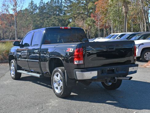 Used 2012 GMC Sierra 2500 Denali w/ Suspension Package, Off-Road image 3