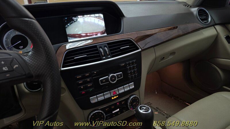 Used 2014 Mercedes-Benz C 250 Sedan image 18