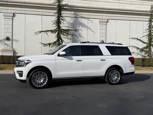 Used 2024 Ford Expedition Max Limited image 1