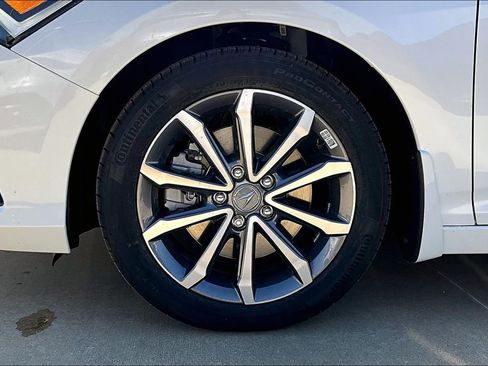 New 2025 Acura Integra image 23