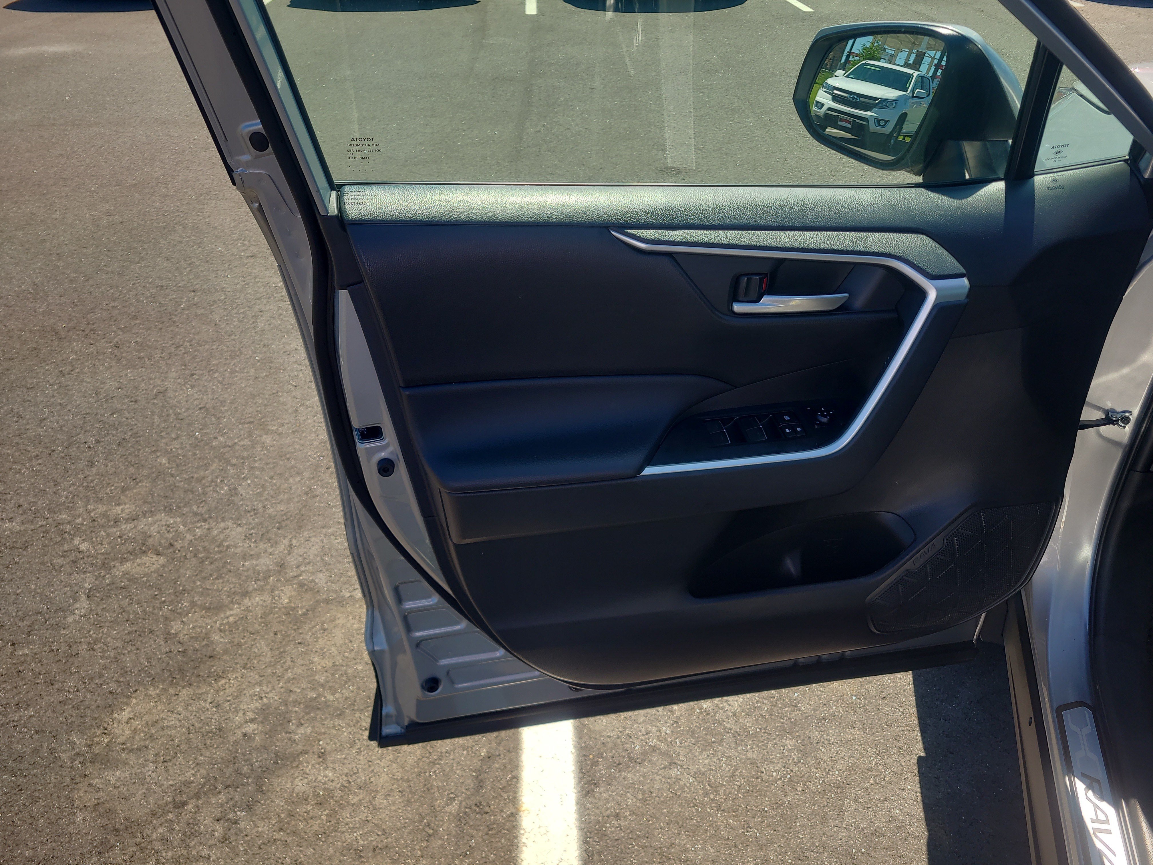 Certified 2023 Toyota RAV4 XLE AWD/4WD image 14