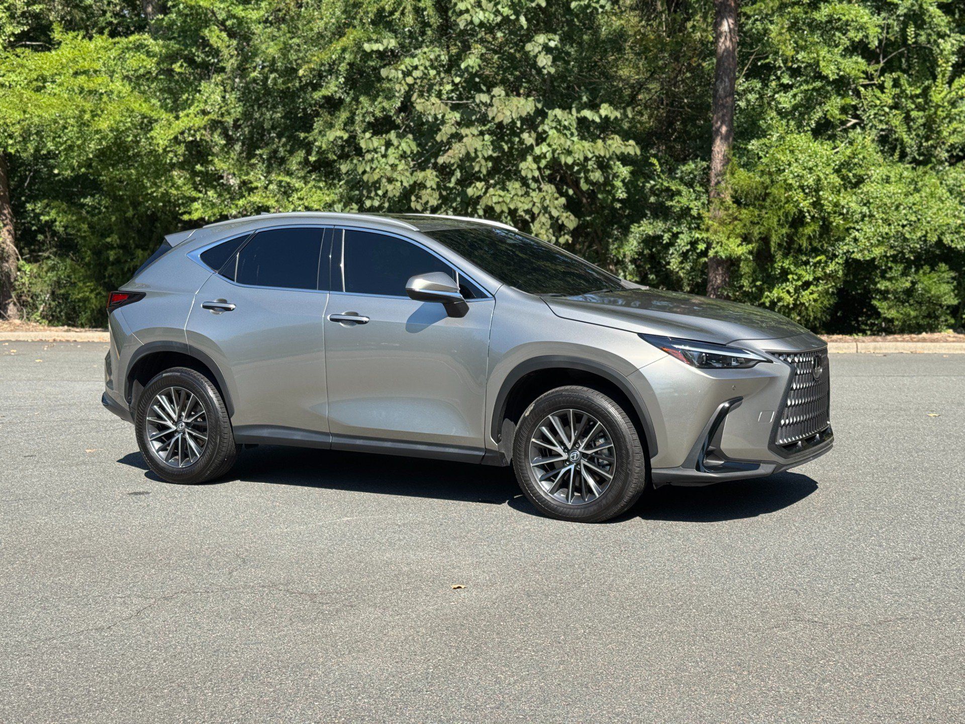 Used 2024 Lexus NX 250 FWD w/ Towing Package (2000 Lbs) image 15