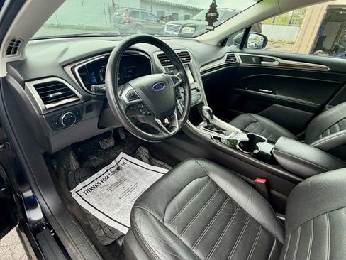 Used 2016 Ford Fusion SE w/ Equipment Group 202A image 24