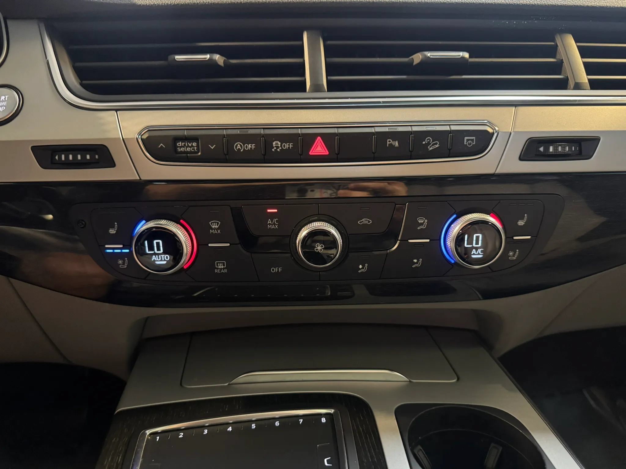 Used 2018 Audi Q7 2.0T Premium Plus w/ Premium Plus Package AWD/4WD image 16