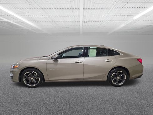 Used 2023 Chevrolet Malibu LT image 1