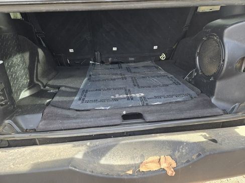 Used 2013 Jeep Wrangler Unlimited Sahara w/ Connectivity Group image 20