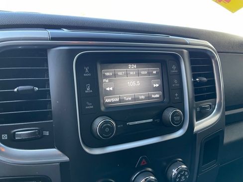 Used 2024 RAM 1500 Warlock AWD/4WD image 17