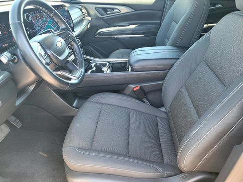 Used 2024 Chevrolet Traverse LT AWD/4WD image 22