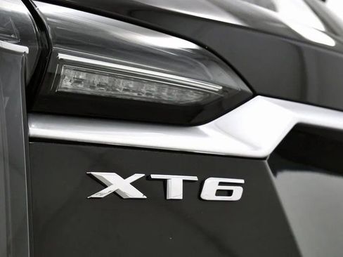 Used 2023 Cadillac XT6 Sport w/ Platinum Package image 10