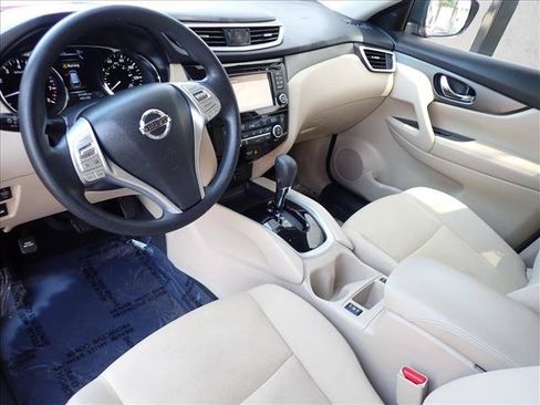 Used 2016 Nissan Rogue SV w/ SV Premium Package AWD/4WD image 11