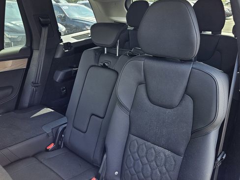 Used 2025 Volvo XC90 B6 Plus AWD/4WD image 14