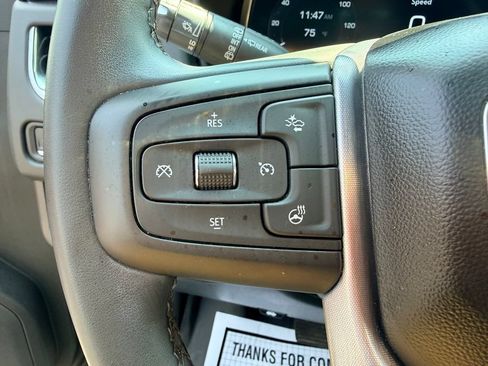 Used 2024 GMC Yukon SLT w/ SLT Luxury Package AWD/4WD image 15