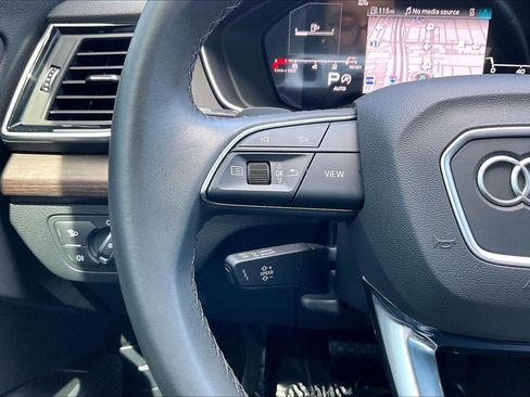 Used 2022 Audi Q5 2.0T Premium Plus AWD/4WD image 22