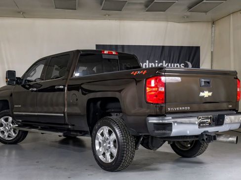 Used 2019 Chevrolet Silverado 2500 LTZ w/ Duramax Plus Package image 10