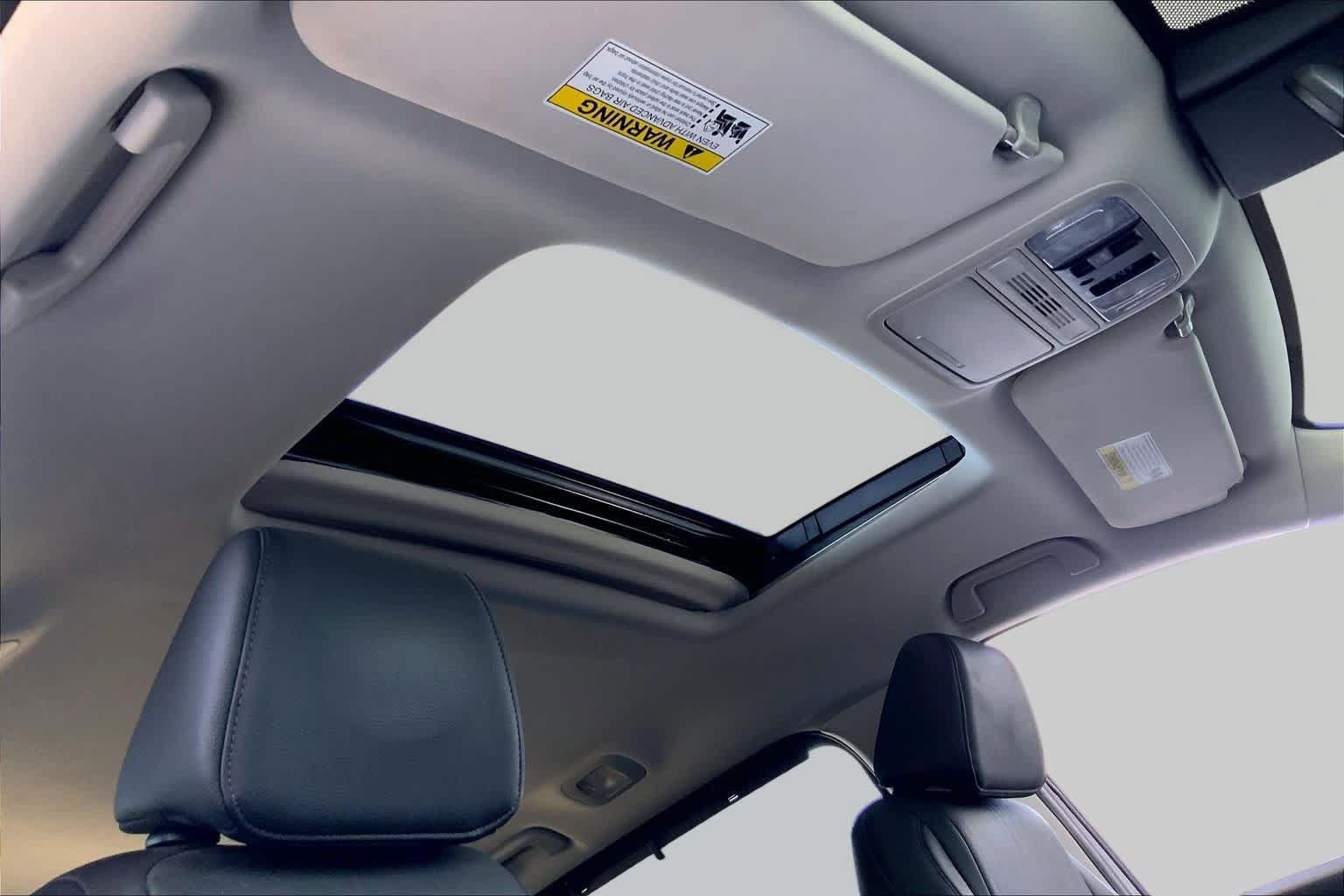 Used 2025 Honda Odyssey EX-L image 14