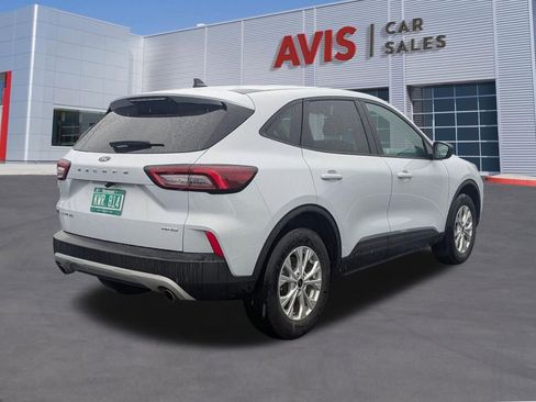 Used 2025 Ford Escape Active AWD/4WD image 6