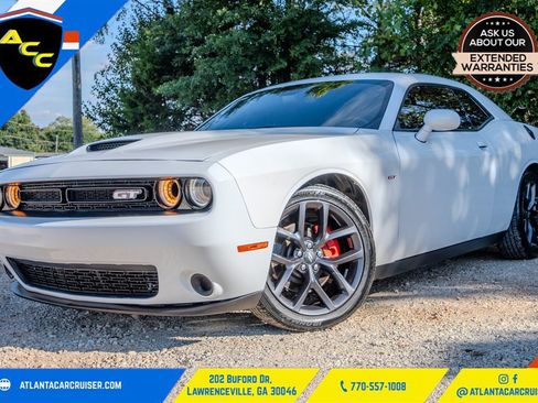 Used 2023 Dodge Challenger GT w/ Blacktop Package RWD image 1
