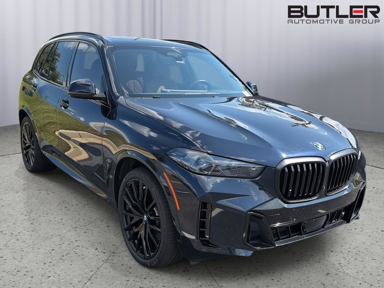 Used 2024 BMW X5 xDrive40i w/ M Sport Package AWD/4WD image 4