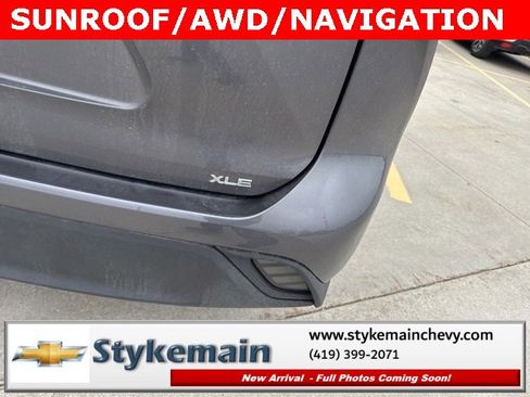 Used 2021 Toyota Highlander XLE image 8