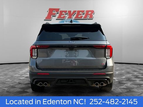 Certified 2025 Ford Explorer ST AWD/4WD image 5