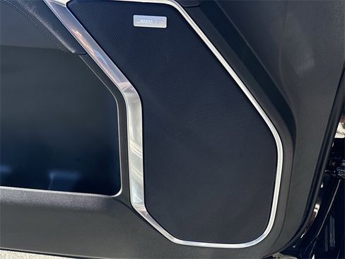 Used 2025 Chevrolet Silverado 1500 LTZ w/ LTZ Premium Package image 24