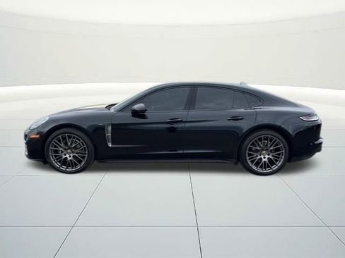 Used 2023 Porsche Panamera 4 Platinum Edition image 2