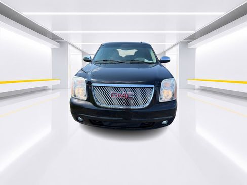 Used 2008 GMC Yukon SLT w/ SLT Preferred Equipment Group RWD image 1