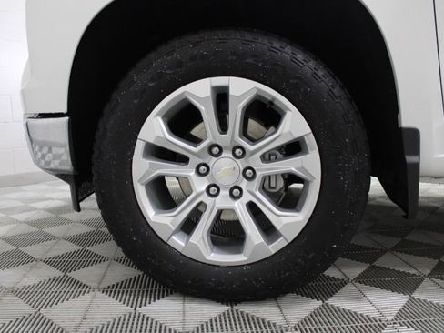 Used 2024 Chevrolet Silverado 1500 LTZ w/ LTZ Premium Package AWD/4WD image 51