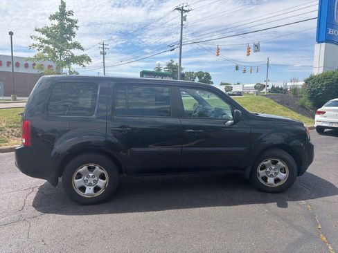 Used 2015 Honda Pilot LX image 9