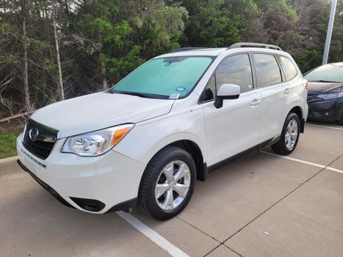 Used 2016 Subaru Forester 2.5i Premium AWD/4WD image 1