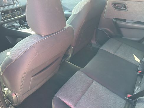 Used 2021 Nissan Rogue S AWD/4WD image 33