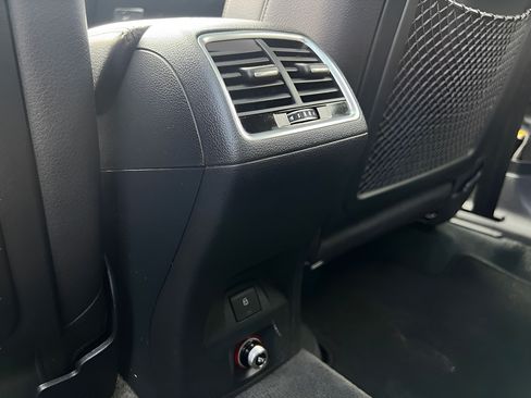 Used 2018 Audi Q3 2.0T Premium FWD image 20