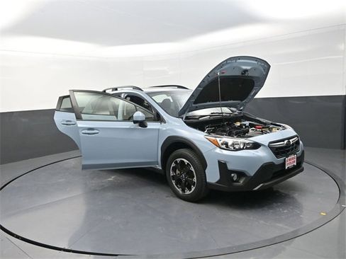 Used 2022 Subaru Crosstrek 2.0i Premium w/ Moonroof Package image 35