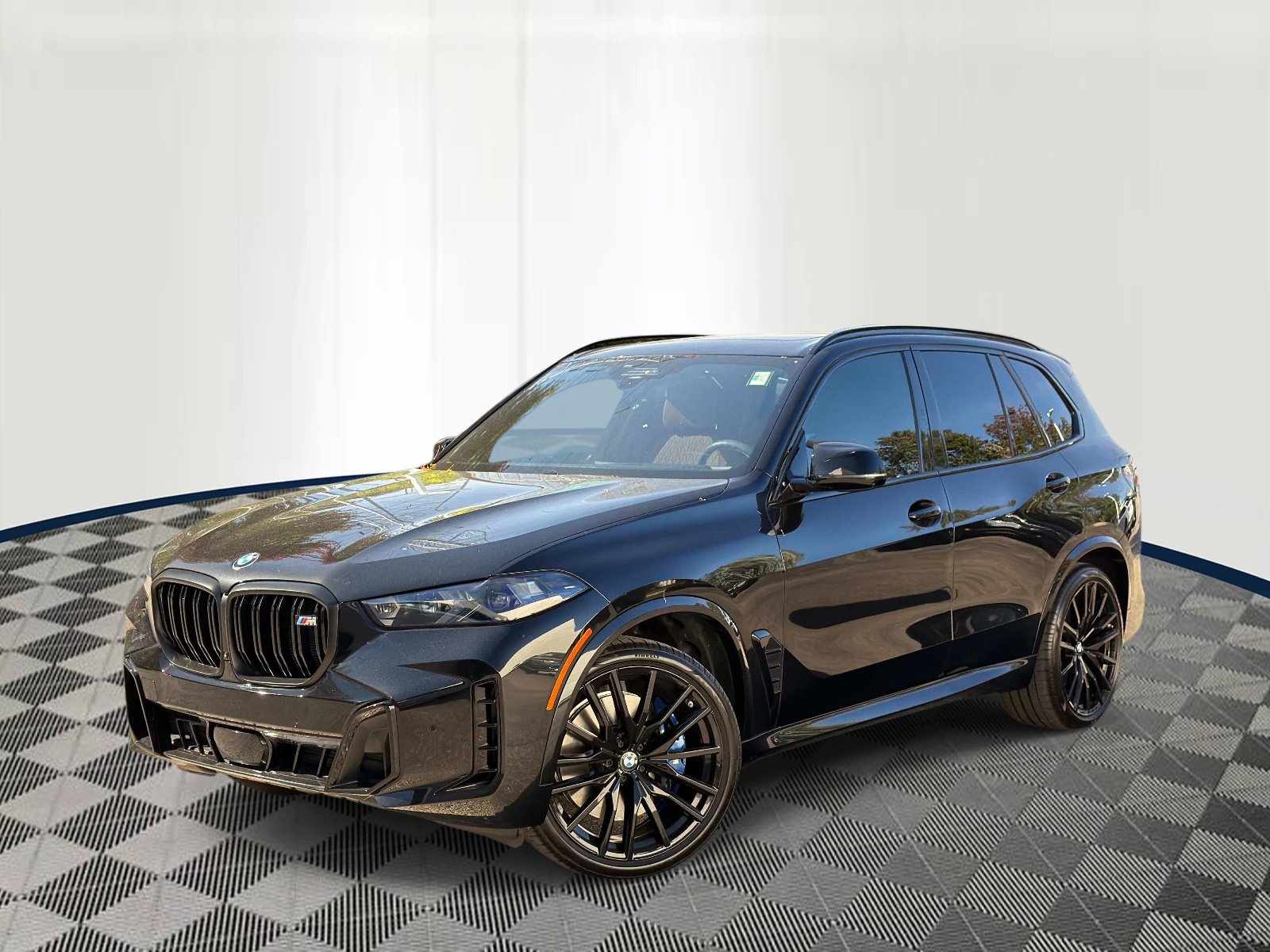 Used 2026 BMW X5 M60i AWD/4WD image 1