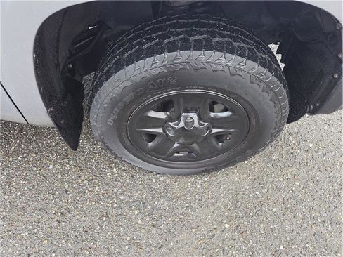 Used 2015 Toyota Tundra SR image 10