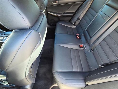 Used 2018 Lexus IS 350 image 17