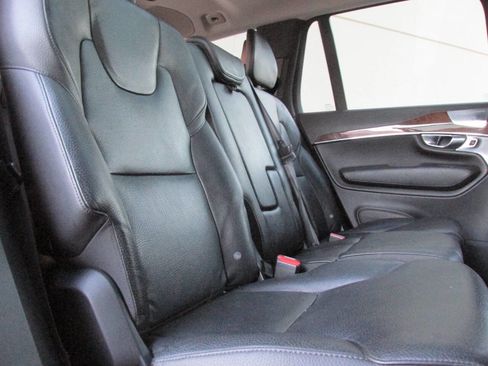 Used 2016 Volvo XC90 T6 Momentum w/ Protection Package Plus image 25