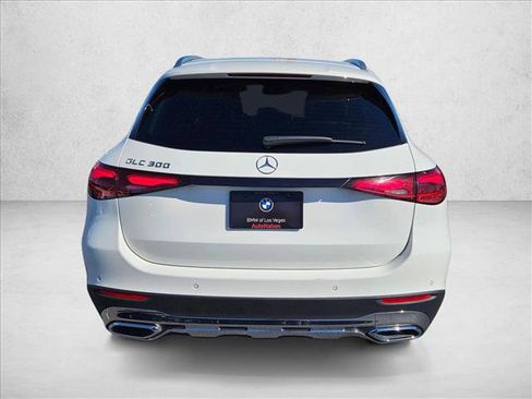 Used 2024 Mercedes-Benz GLC 300 image 7