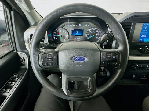 Used 2021 Ford F150 XLT image 11