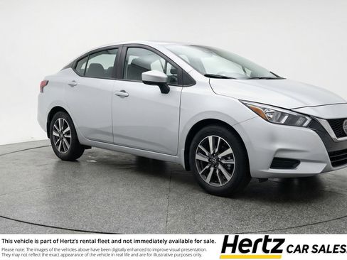 Used 2025 Nissan Versa SV FWD image 1