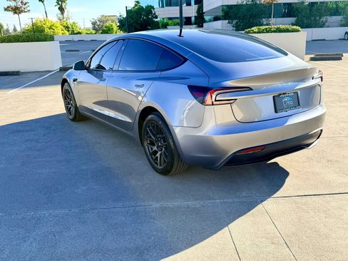 Used 2025 Tesla Model 3 RWD image 9