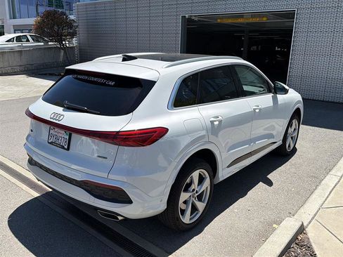 Used 2025 Audi Q5 Premium w/ Premium Plus AWD/4WD image 6