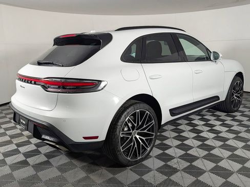 New 2026 Porsche Macan image 7