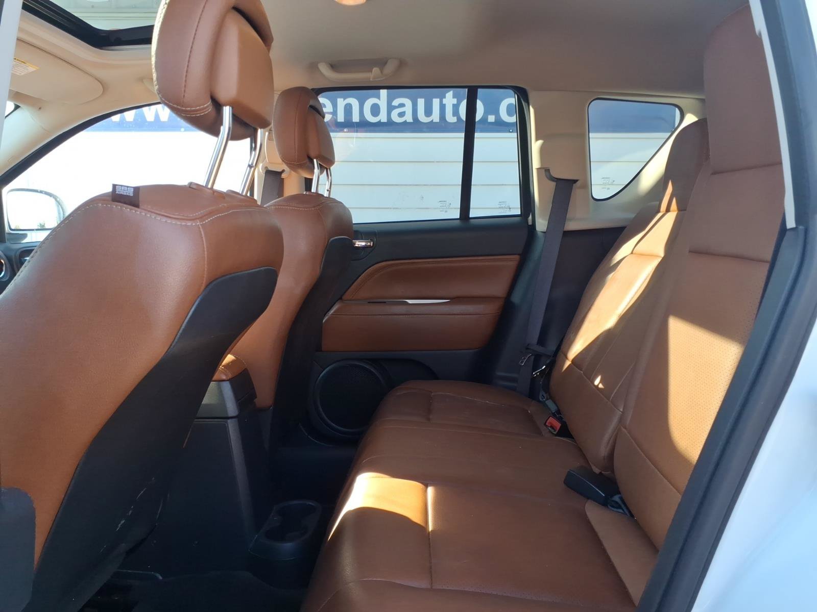 Used 2016 Jeep Compass High Altitude AWD/4WD image 11